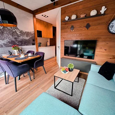 Royal Deluxe 1 i Royal Deluxe 2 luksusowe apartamenty z widokiem na Tatry w sercu Zakopanego-3
